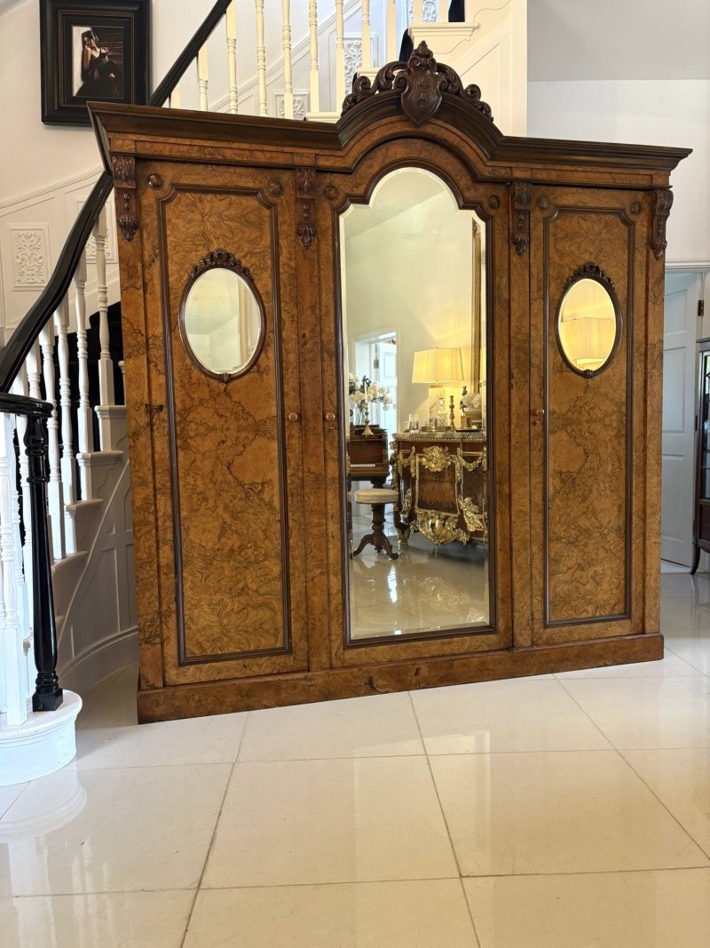 Outstanding Quality Large Antique Victorian Unusual Carved Burr Walnut 3 Door Wardrobe - Image 2